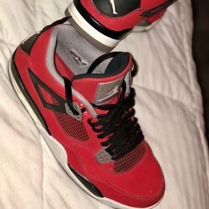 MENS Jordan 4’s